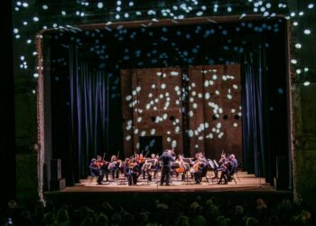 El amor llega al Teatro Comedia