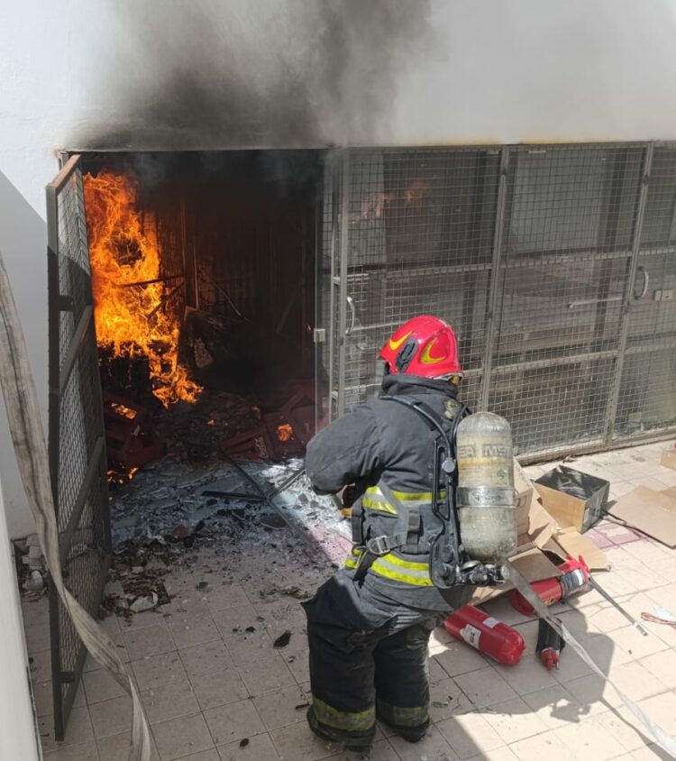 Supermercado Carrefour Express ubicado en Av. Colón al 1800.