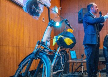 Presentaron una bicicleta eléctrica cordobesa para la movilidad sustentable metropolitana