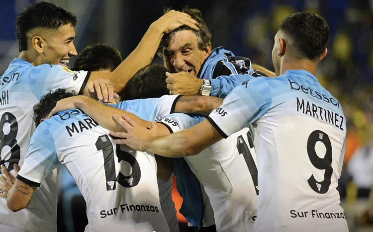 Racing se juega sus últimas fichas