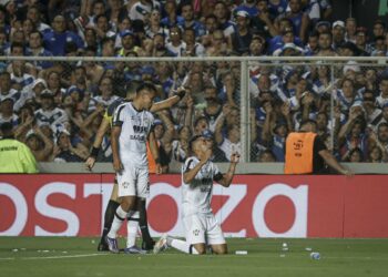 Central Córdoba de Santiago del Estero le ganó a Vélez y se consagró campeón