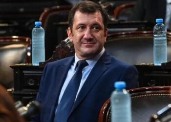 Unión por la Patria solicitó a Villarruel una sesión para remover al senador Kueider