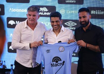 Walter Erviti fue presentado como nuevo DT de Belgrano