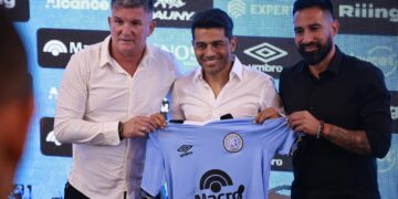 Walter Erviti fue presentado como nuevo DT de Belgrano