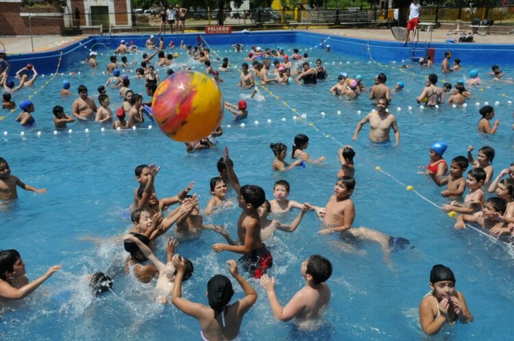 El tiempo al aire libre es importante en el verano.