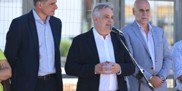 Llaryora: «Es increíble un recorte de medicamentos de esta magnitud»