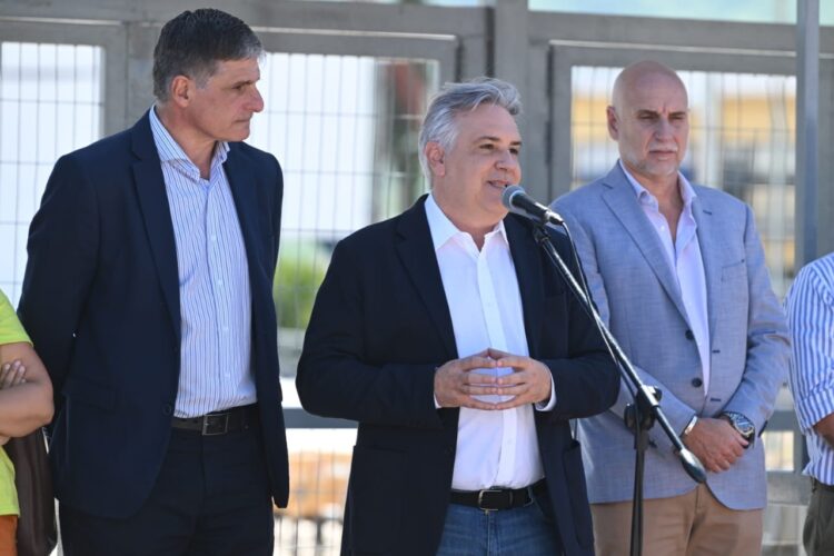 Llaryora y Siciliano coincidieron con las expresiones del arzobispo Rossi.