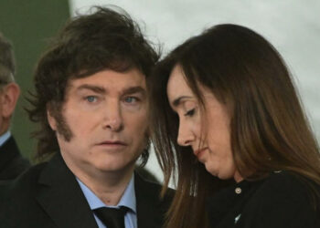 Milei vuelve a la Argentina con la interna con Villarruel desatada