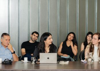 “Tercera Vía”: Un proyecto académico para repensar el centro en frente a la polarización