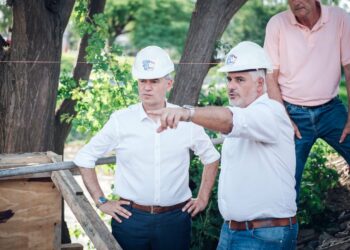 Passerini recorrió las obras de reparación sobre la Costanera