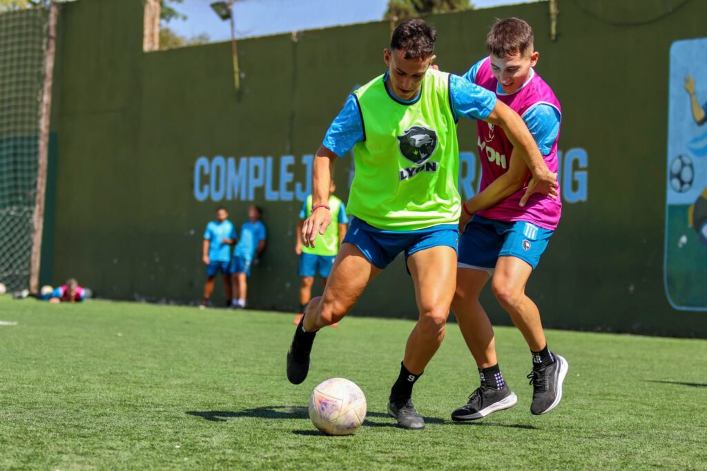 Racing puso primera y comenzó la pretemporada