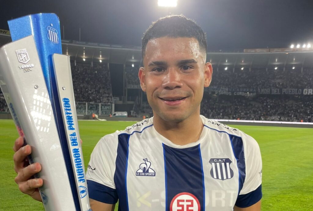 Navarro seguirá en Talleres