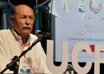 «La UCR necesita valores y no traidores», la dura réplica a una alianza con Milei