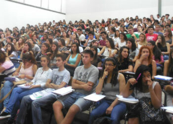 El Gobierno endurece las políticas para los extranjeros