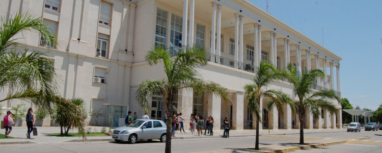 Fachada del Pabellón Argentina - UNC