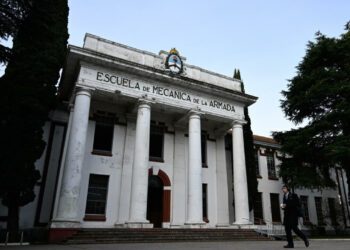 El Gobierno evalúa mudar parte del Ministerio de Justicia a la ex Esma