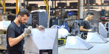 La industria pyme creció 7,3% interanual en diciembre, pero tuvo una caída acumulada del 9,8%