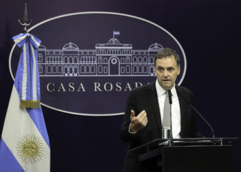 El Gobierno le bajó el tono a las críticas de Milei contra el feminismo y el movimiento LGBT