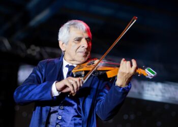 La quinta luna de Cosquín tuvo una gran celebración por los 50 años de música de Peteco Carabajal