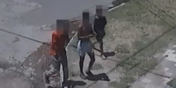 Un menor de 9 años y un joven de 21 quedaron detenidos tras manipular un arma