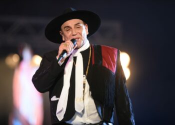 El Chaqueño Palavecino, Natalia Pastorutti y Juan Fuentes en la séptima luna coscoína