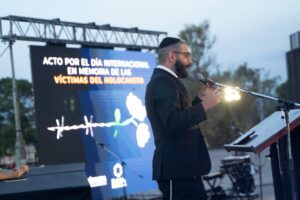 Córdoba rindió homenaje a las víctimas del Holocausto Córdoba rindió homenaje a las víctimas del Holocausto