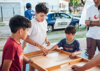 Arrancó la iniciativa “El verano en tu Poli” en barrio Ampliación