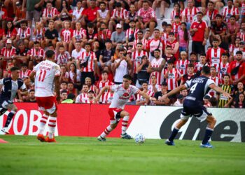 Instituto goleó a Gimnasia en Alta Córdoba