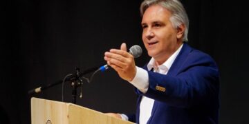 Llaryora destacó el mantenimiento del superávit fiscal en Córdoba