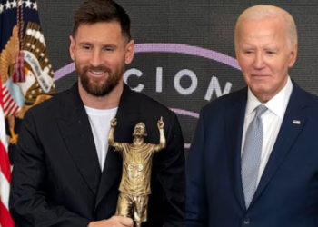 Biden le dio la Medalla Presidencial de la Libertad a Messi, pero no fue a buscarla