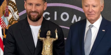 Biden le dio la Medalla Presidencial de la Libertad a Messi, pero no fue a buscarla