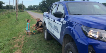 Niño de 2 años deambula solo y es encontrado a kilómetros de su casa