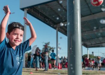 Tarde de juegos, música y sorteos en el Polideportivo Social Posta de Vargas