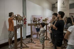 Un viaje al futuro a través de las máquinas de Da Vinci en el Museo de Ciencias Naturales