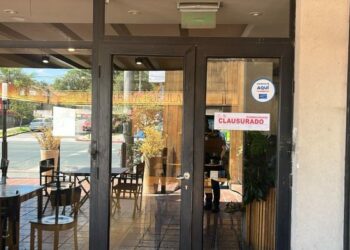 Por falta de higiene, clausuraron dos reconocidas lomiterías en Avenida Colón