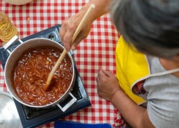 Dictarán talleres de cocina y nutrición saludable en los Centros de Encuentro Barrial