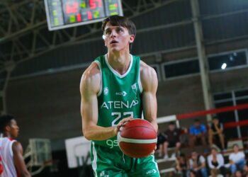 Maidana deja Atenas y será jugador de Barrio Parque