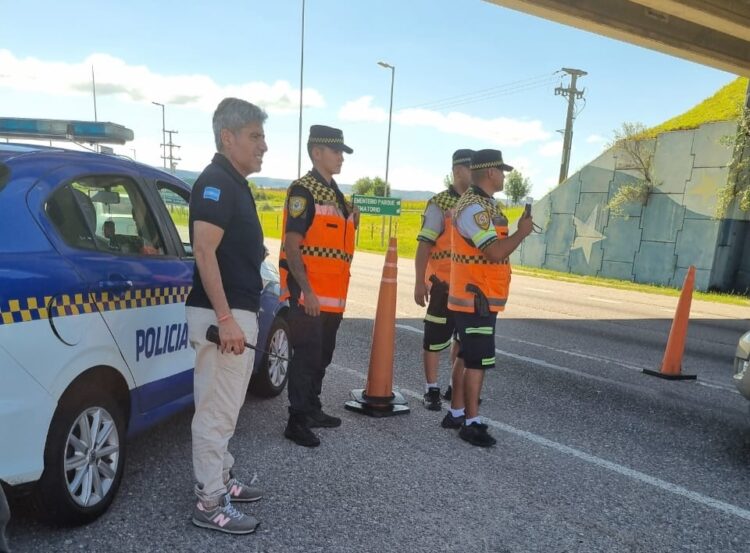 Intensificarán los controles de velocidad en rutas y autovías