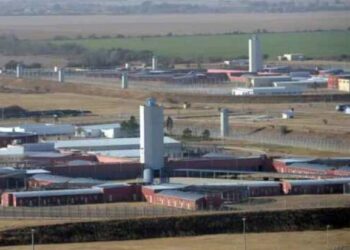 Desbarataron una banda que estafaba por redes sociales desde la cárcel de Bouwer