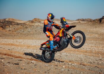 Luciano Benavides socorrió a un rival y terminó siendo el más rápido del día