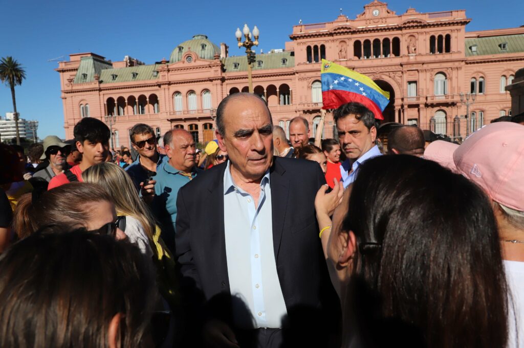 Repudio generalizado en el arco político al secuestro de Corina Machado