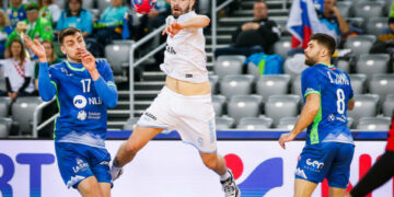 Argentina cayó ante Eslovenia y se complicó