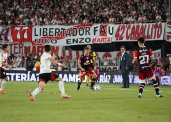 Sobre el final, Instituto cayó ante River en el Monumental