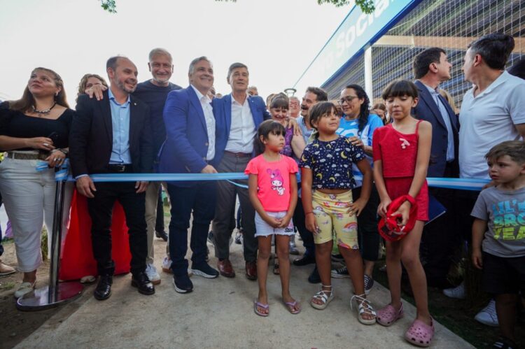 Viola, Campana, el gobernador Llaryora y Passerini al inaugurar la obra.