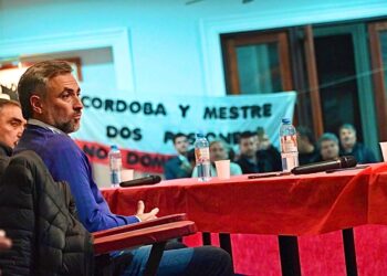 Acusan a De Loredo de querer reducir la UCR a un simple instrumento electoral