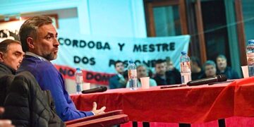 Acusan a De Loredo de querer reducir la UCR a un simple instrumento electoral