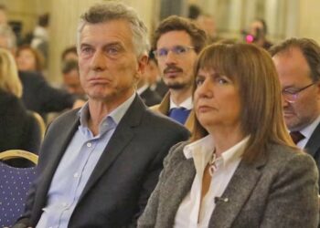 Bullrich a Macri: “Que defina si es oficialista u opositor”