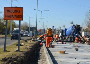 El ajuste de Milei se centró en jubilaciones, obra pública y las provincias