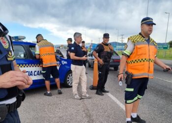 Piden suspender las multas por no llevar luz baja encendida de día