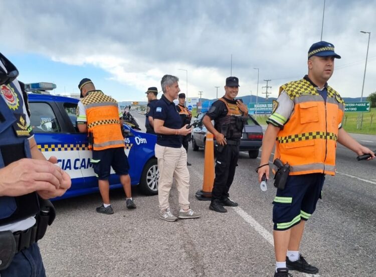 Piden suspender las multas por no llevar luz baja encendida de día